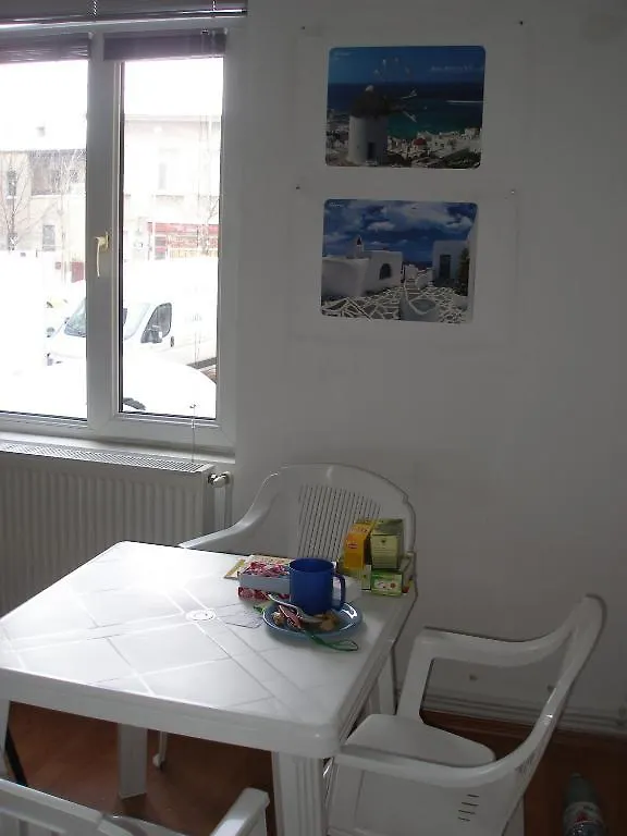Kretan Hostel بوخارست